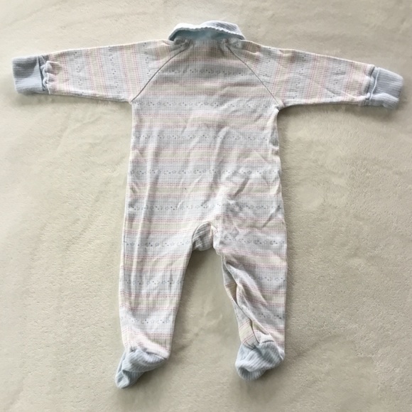 4/25$ 🦋 moon and stars footed onesie - Picture 3 of 4